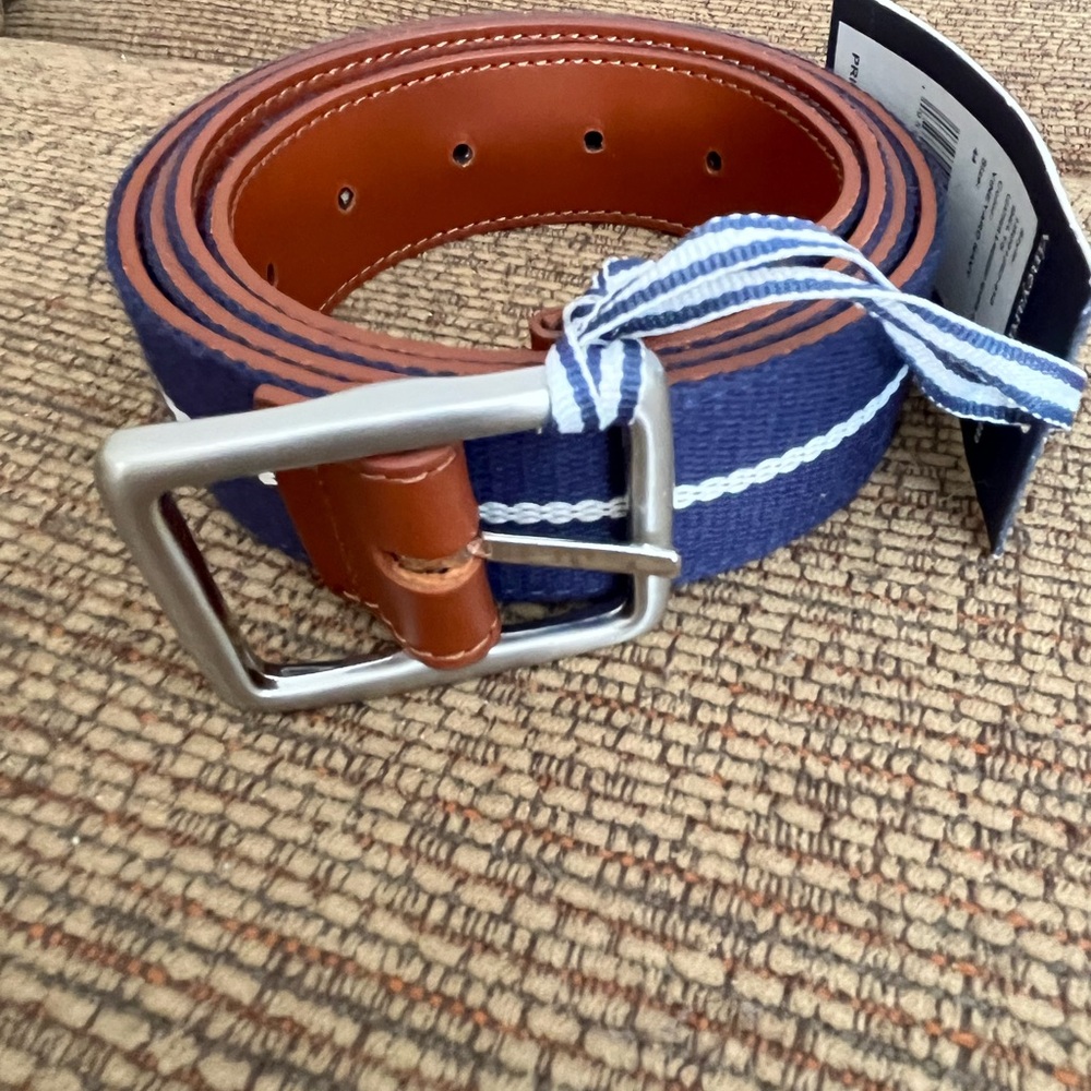 Vineyard Vines Navy Blue & White Stripe Reversible Leather-Webbing Belt - Picture 5 of 6